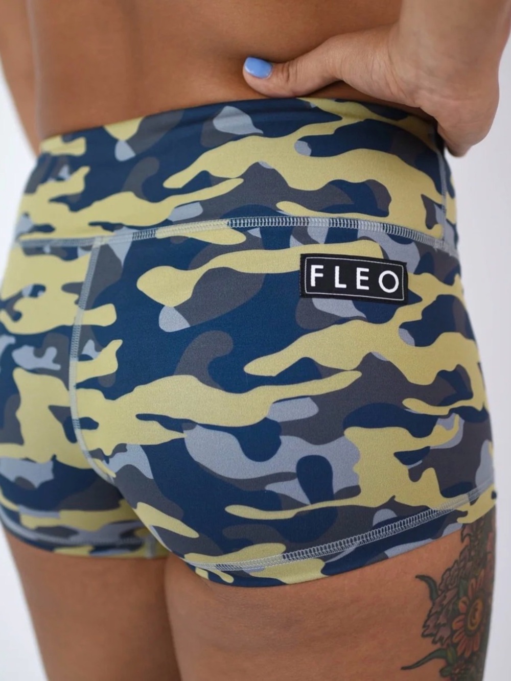 FLEO shorts